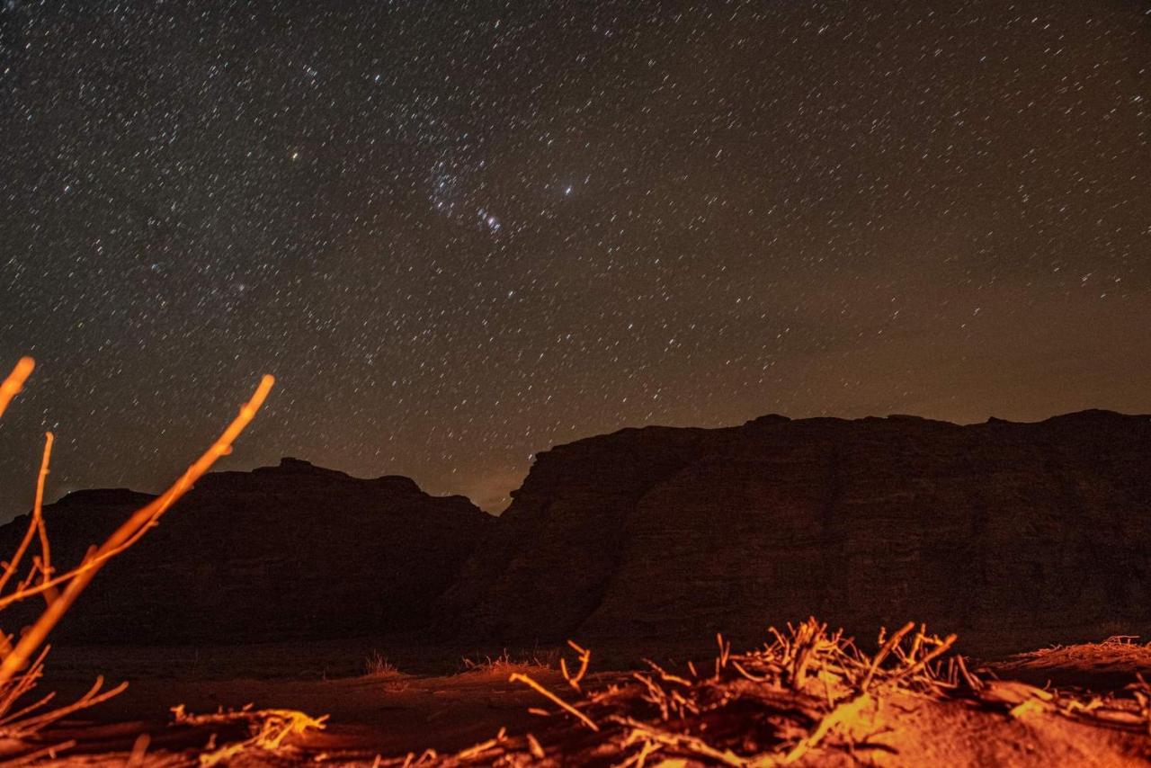 Wadi Rum Secrets Camp Bagian luar foto