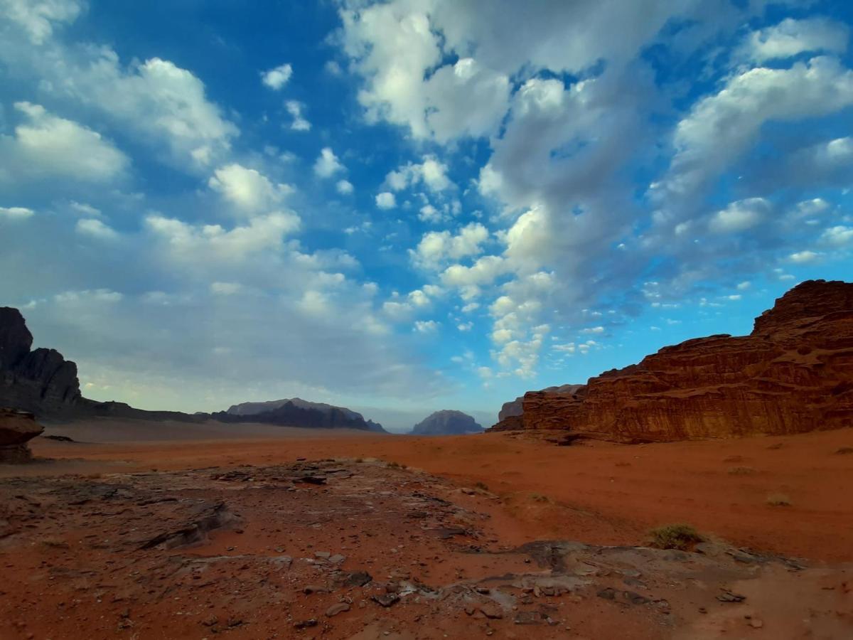 Wadi Rum Secrets Camp Bagian luar foto
