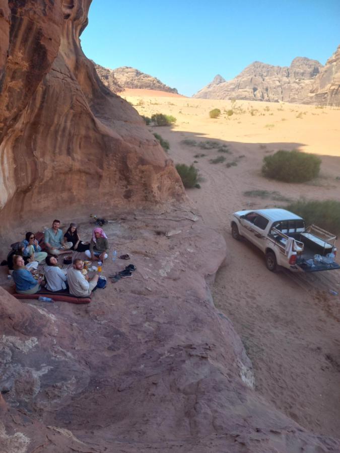 Wadi Rum Secrets Camp Bagian luar foto