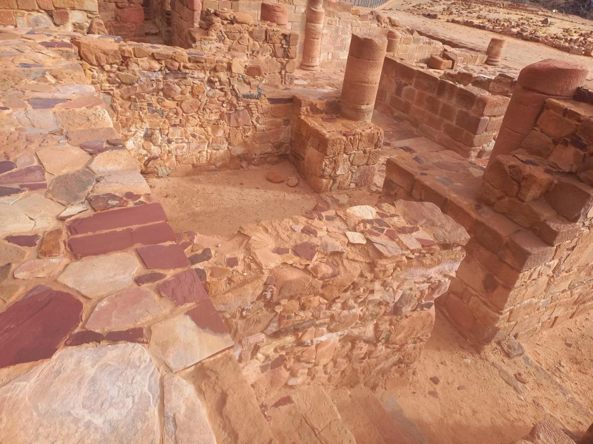 Wadi Rum Secrets Camp Bagian luar foto