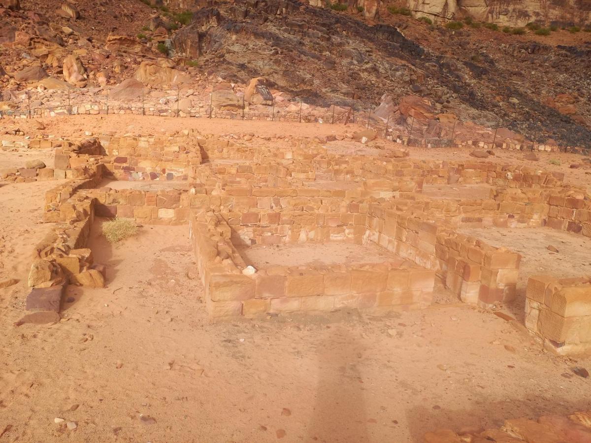 Wadi Rum Secrets Camp Bagian luar foto