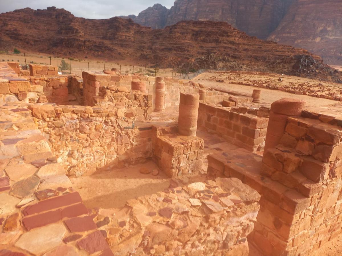 Wadi Rum Secrets Camp Bagian luar foto