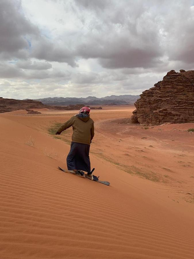 Wadi Rum Secrets Camp Bagian luar foto