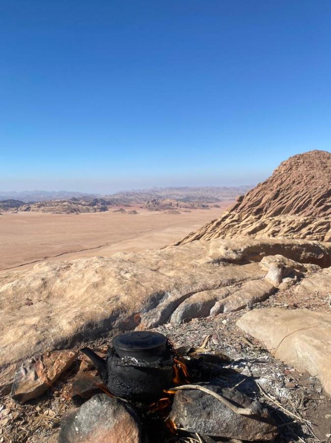 Wadi Rum Secrets Camp Bagian luar foto