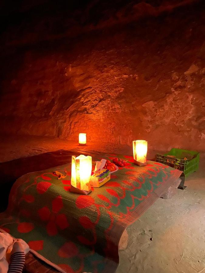 Wadi Rum Secrets Camp Bagian luar foto