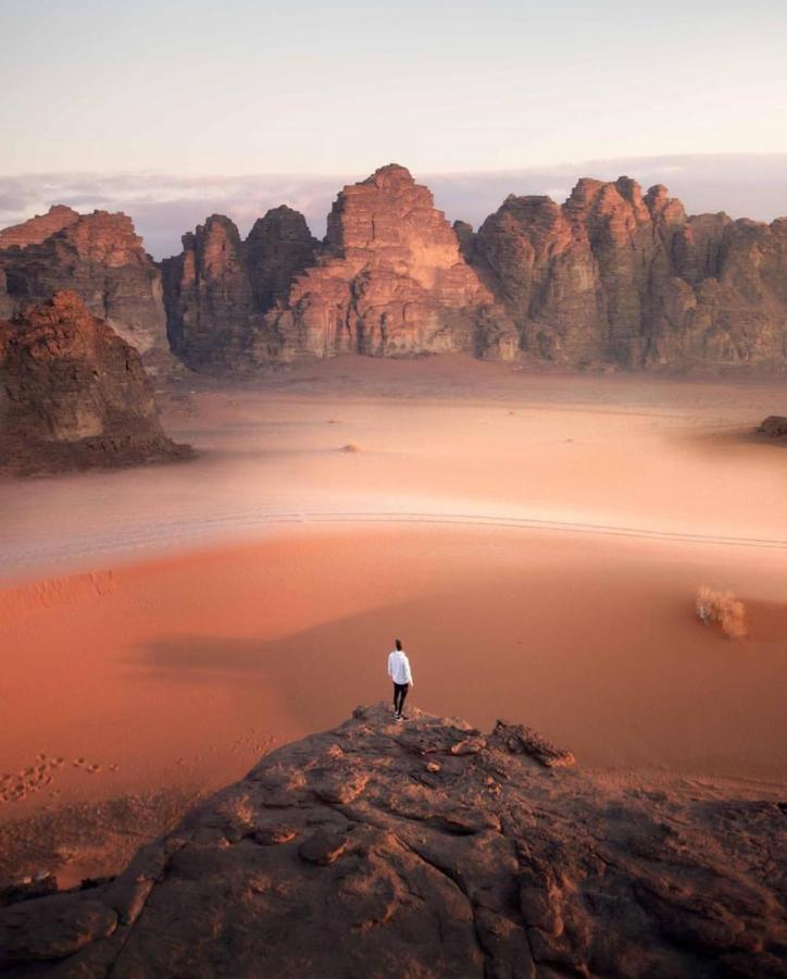 Wadi Rum Secrets Camp Bagian luar foto