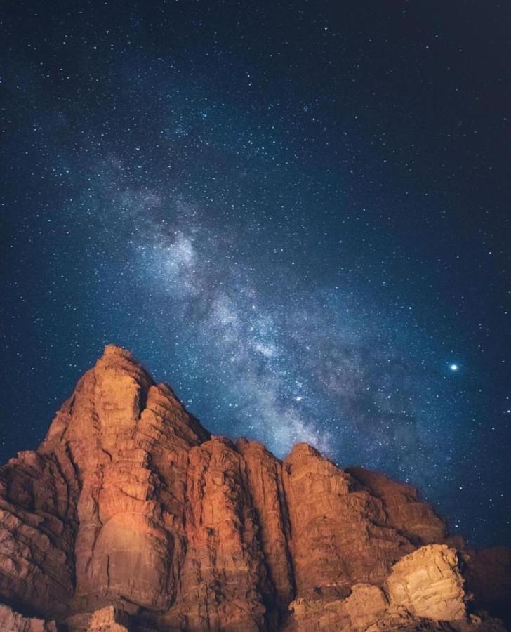 Wadi Rum Secrets Camp Bagian luar foto